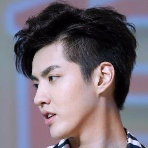 a sunflower that only knows one sun ☀   ♥ ENTP ♥ Wu Yifan since 2012 ♥ Xiao main