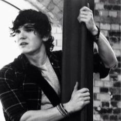 SoberDcys's profile picture. Brother of an arm scratch.