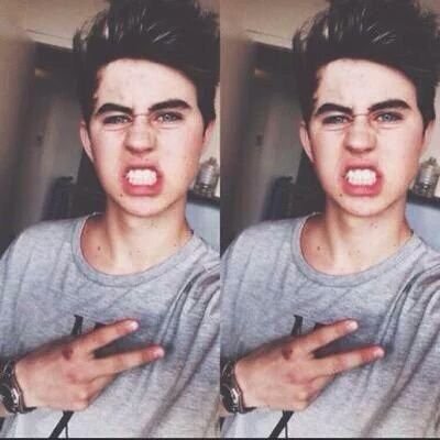 tu opinión es como la pija de nash, me la paso por el orto✨ magcon✨ 5sos✨
⚫✴ @Nashgrier you make my heart go boom,boom,boom ✴⚫