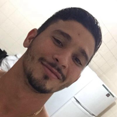 Muy pocas personas saben cómo soy realmente, el resto que hable lo que quiera.