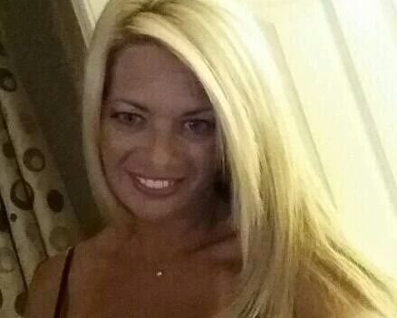 Just a woman, Fur baby Momma, Opinionated Optician...Bring back Live PD ! Southern born and raised. Loving the beach life !! God Bless America 🇺🇲