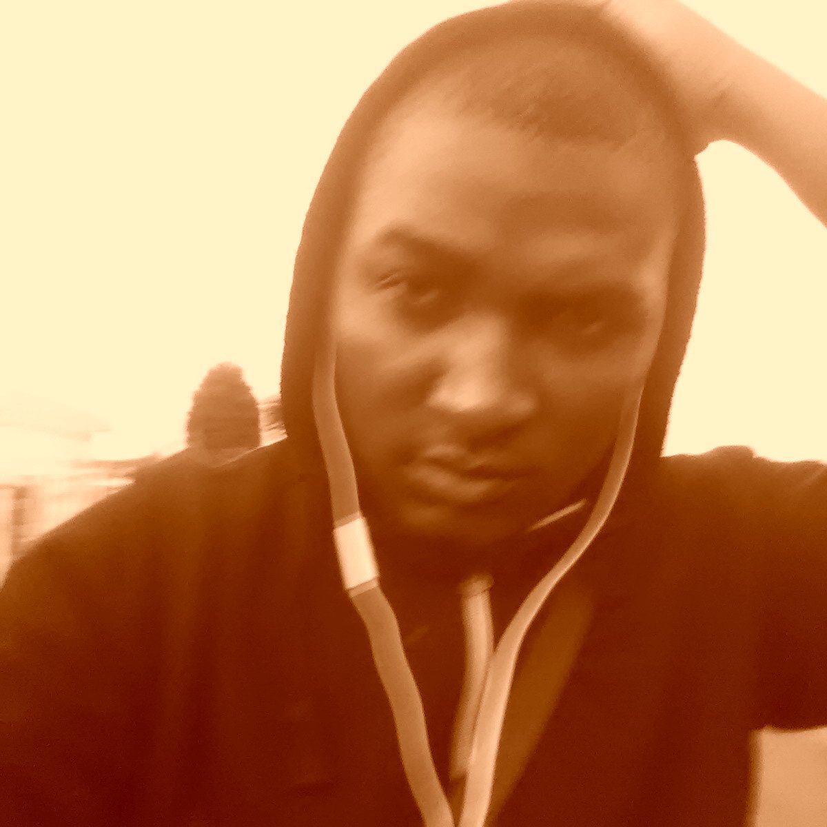 Mbongenimbom's profile picture. Am  a  cool kid from the rural,, but make my way to the city