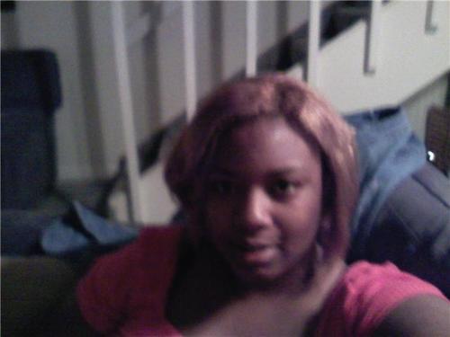 PairofDee's profile picture. 