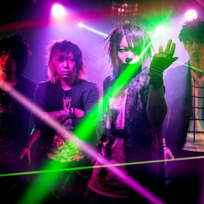 札幌にて活動中の4人組バンドDISCORD SILENCE(略:ディスコ)の公式アカウントです。 NEXT LIVE 3/12 SAPPORO