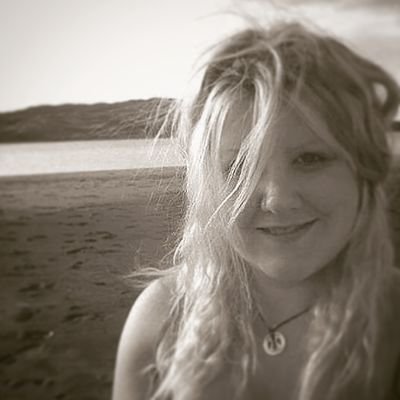 Writer, crystal healer, yogi, vegan and believer in magic! Using body & spirit to be the very best humans we can be! https://t.co/pdUKrJTEly…