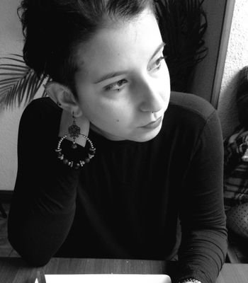 Infermiera.Libri.DylanDog.SubsOnica. Tra Torino Spagna e UK.