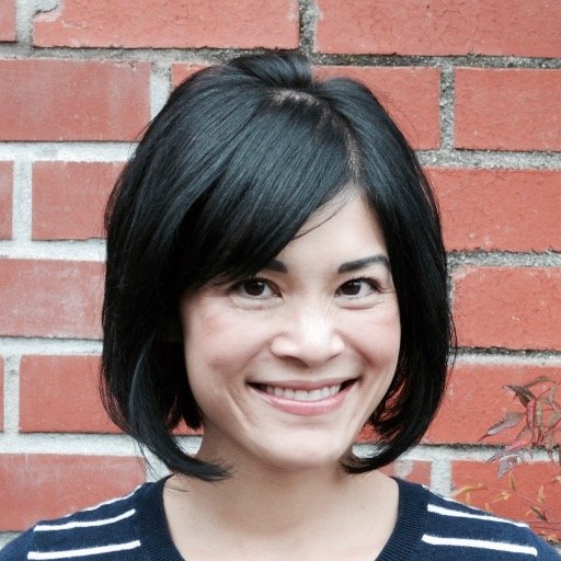 mommachaps's profile picture. Mom Fashion Blogger