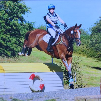 20yo eventer | Based with Francis Whittington | Proudly sponsored by EquusPhoto and Equine Elegance. South East CCIJ* championship squad 2015.