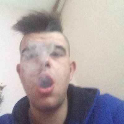 baL648wjweORlBJ's profile picture. 