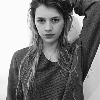 ❝What part of princess don't you understand?❞ — Daughter of @IllustreReine and Zeus; Legacy of Pheme. Older sister to @EffulgentGaiety.