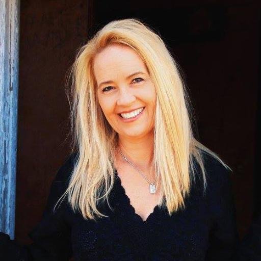 A creative soul! In the business of buying and selling houses. I GIVE to Warriors!. Other Interests: gifts/promotional products. Wedding and Event Coordinating.