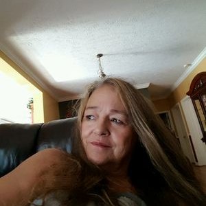 Profile Picture of Charlene Rutledge (@CharleneRutle13) on Twitter