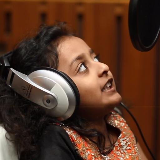 Shivisayz's profile picture. Hi, I am Shivi and I love singing. Watch my maiden song that crossed 8 million views on YouTube https://t.co/8EWdXFCaVL