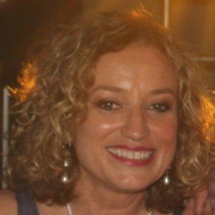 AdrianaZanonato's profile picture. 