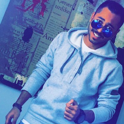 طالب في الAOU و عضو في القائمه #المستقله .. snap: m.hal3a8ad