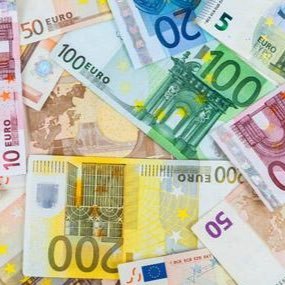 Je travaille avec un informateur, il me donne des fixed presque tous les jours. Mon but est de vous faire gagner de l'argent. En privé pour les intéressés.