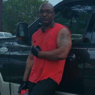 Jamesdelly1's profile picture. 