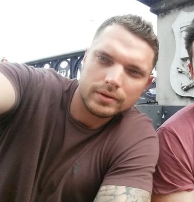 robnugent1987's profile picture. 