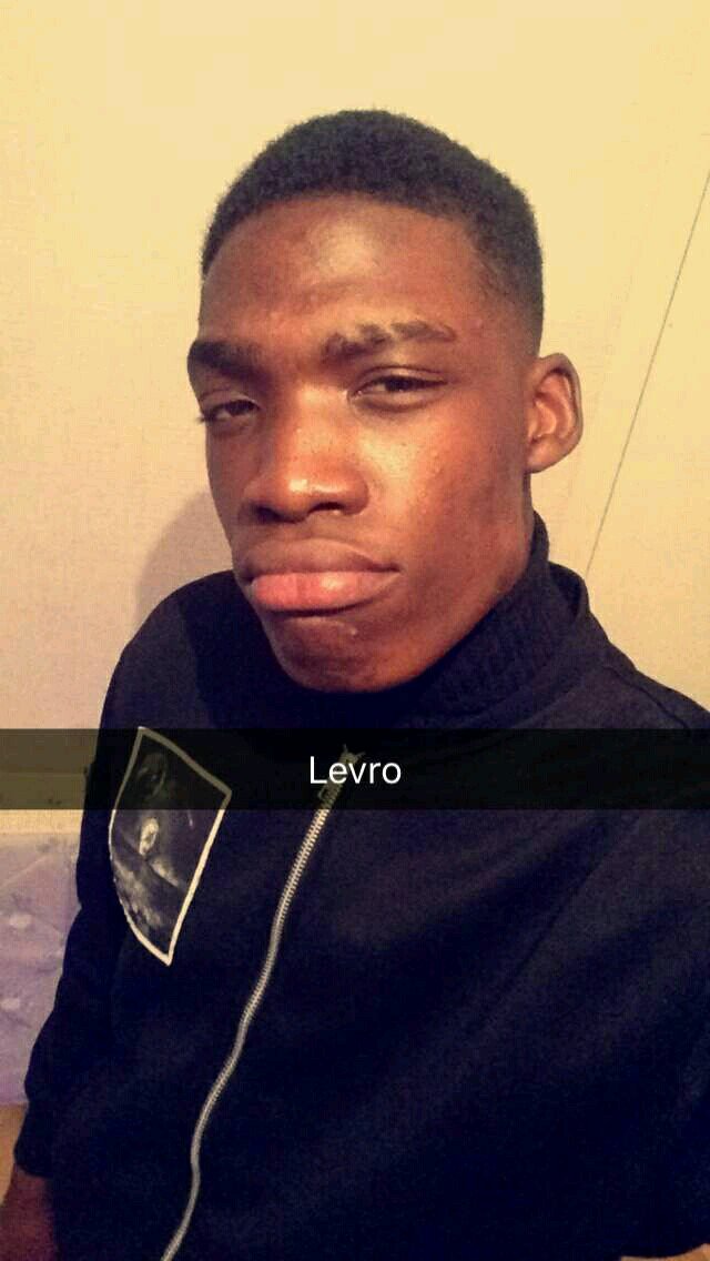 tokoos_power's profile picture. instagram :djolomife 
Tu croit que sais marrant ?