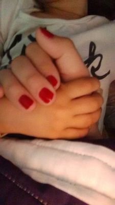 vveksler's profile picture. Madre de la pequeña Clara. Compulsiva. Pisciana. Super mega archie sensible. Vivo el hoy.