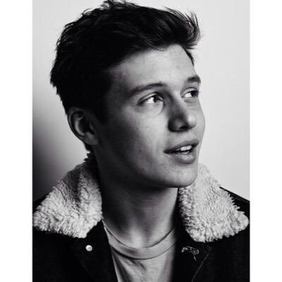 follow us on Instagram @xx.nickrobinson.xx