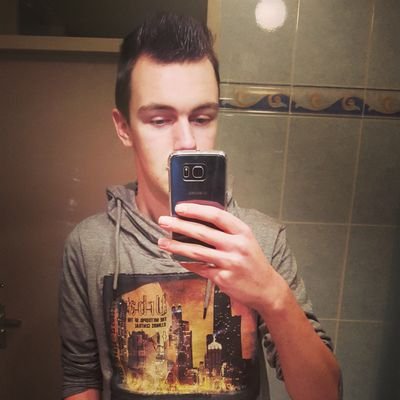 _J_Sxx's profile picture. 