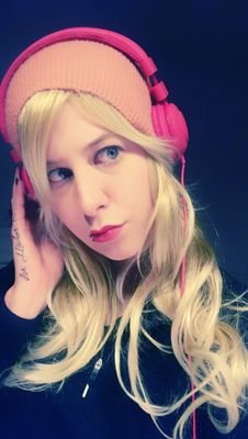 JungErwachsene's profile picture. 