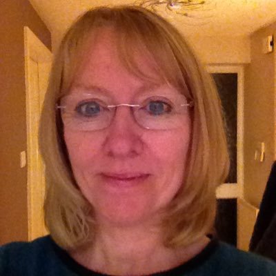 karenlythe1's profile picture. 