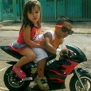 zihRLxd9UUe2BAB's profile picture. 