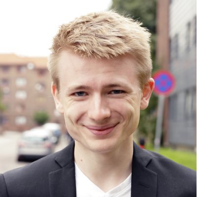 stian's profile picture. Samfunnskontakt i @NorskTippingAS. Utdanna retorikar frå @UniOslo. Tidl. organisasjonsnerd på fulltid. Kvitrar om pengespel, kommunikasjon og organisasjonsliv.