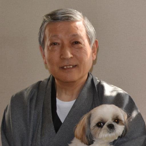 gan91850552's profile picture. 趣味はクラシツクギター。素人のギター同好会「練馬ギタークラブ」所属。毎週日曜日練馬区立「大泉東小学校」で練習会やってます。何時でも仲間には入れます。　とても気さくな人ばかり、弾き語りもやります。初心者に基礎レッスンあり、老若男女を歓迎。興味のある方はメール下さい。gan1943@jcom.home.ne.jp