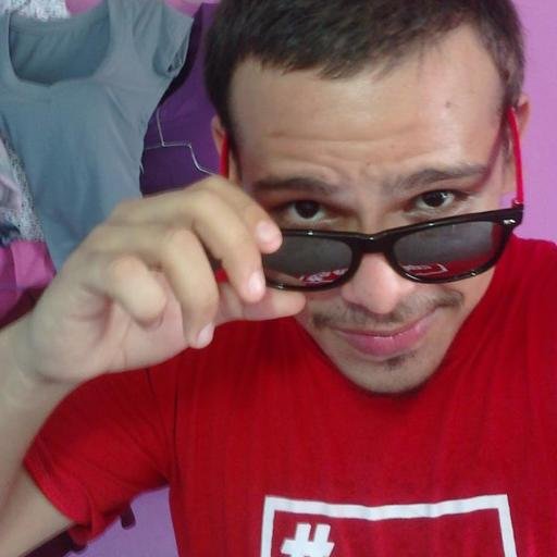 Terapeuta Ocupacional, Venezolano hombre de maíz y GuAyanes (como el queso xD) en busca d hacer futuro y echarle Pichón a la vida: siempre Dios mediante.