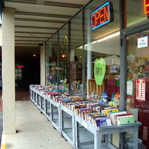 BookBuyersCLT's profile picture. Used book store at the corner of The Plaza and Central Avenue.

Hours: Mon-Sat 10AM-8PM
           Sunday 12PM-6PM

704-344-8611