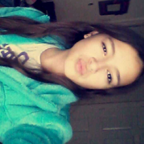 EmilyZei's profile picture. 