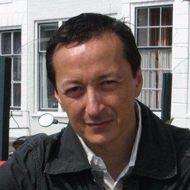 rchrdbck's profile picture. 