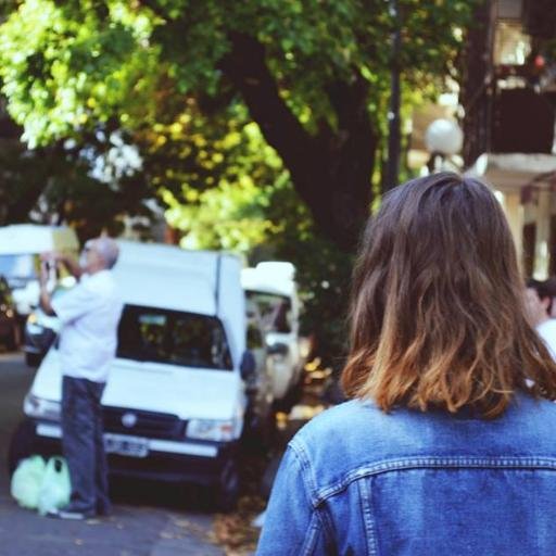 Aujourd'hui consultante en relations presse @Oxygen_Ouest - Avant journaliste en presse professionnelle - Diplômée du Celsa