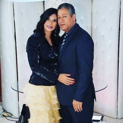 AgramonteJohn's profile picture. Las familias pueden ser eternas.