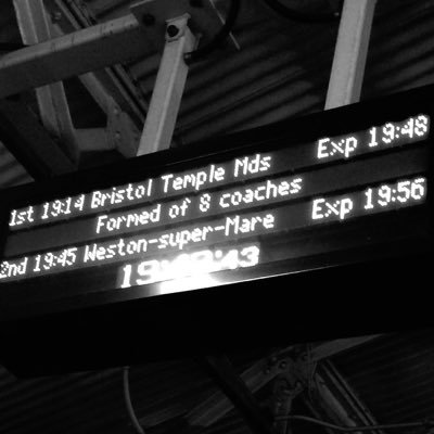 Disgruntled late train traveller documenting how many minutes of my life I'll lose in 2016 due to late running trains - It'll be a lot!