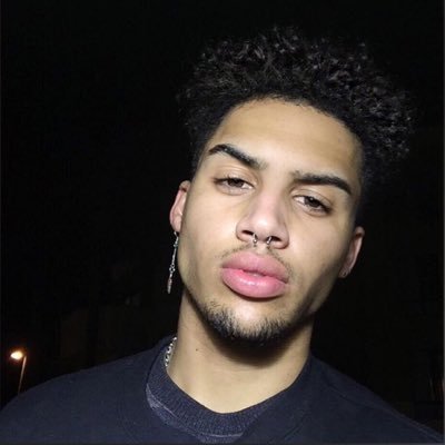 jaxonuntil's profile picture. Nayla ma vida loca et Selma mon trou de bal