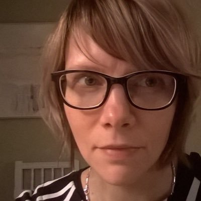 MOfverstrom's profile picture. Sisältömuotoilija Otavamedia OMAssa. Normielämässä kahden tytön äiti, joka käy juoksukoulua ja inspiroituu hyvistä kirjoista ja liikunnan ilosta.