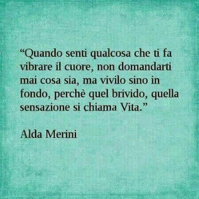 Sono così le persone sensibili. Sentono il doppio, sentono prima. Perché esattamente un passo avanti al loro corpo, cammina la loro anima