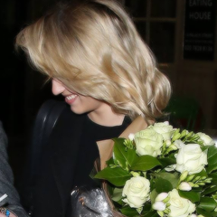 parklaurenj's profile picture. 