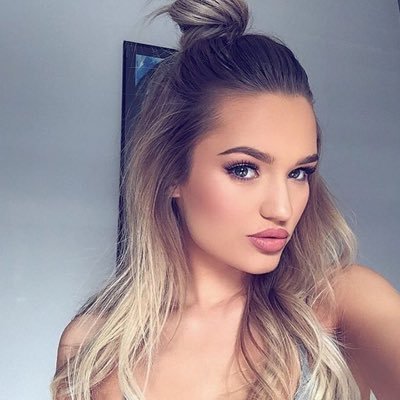 Profile Picture of Cass ♡ (@cassandra_irwin) on Twitter