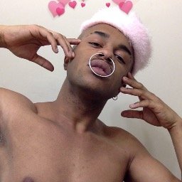 I’m just here for the freak shxt! Hit me up and talk to me! Snapchat 👻: kempachu IG:papa.Kempe
