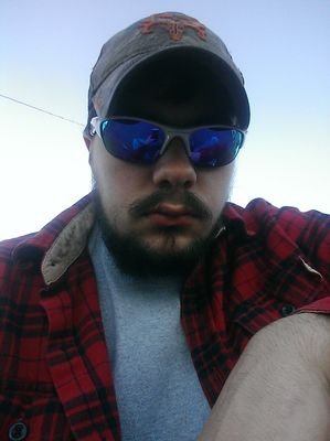 im a country boy that likes to hunt fish and do some airsoft. if anyone is up to chat, just message me  anytime.