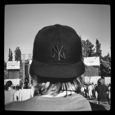 arturizmo's profile picture. Moje zainteresowania to polityka, psychologia, fotografia, muzyka, turystyka rowerowa, kuchnia wegetariańska,  Apple. 🇪🇺