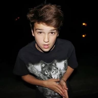 itsamaliamendes's profile picture. .