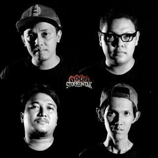 Stopkontak hardcore Profile