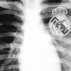 madridista, muy madridista…. desde 1987 socia del Madrid, PIN de Plata! y desde hace 10 socia compromisaria!