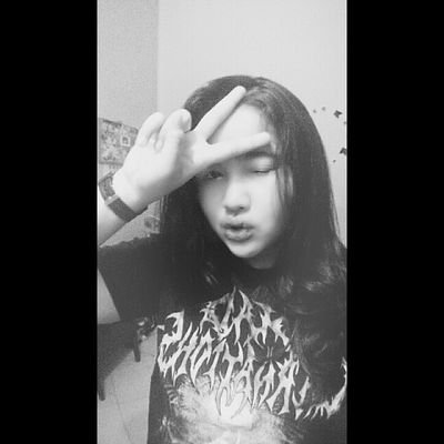 instagram : rizkafajri02 / FLESHBITE | Manajemen Bisnis Industri STT Malang | @FeriBunuh's                                        keep metal !!!